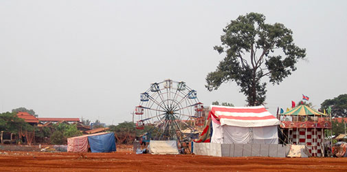 campagna in terra rossa in cambogia
